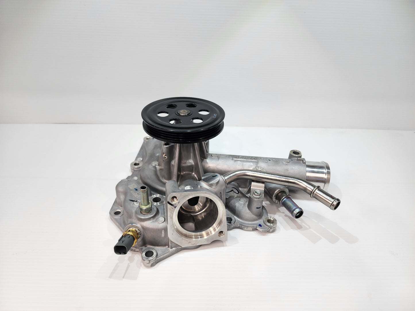 WATER PUMP - SUIT 1500 DT 5.7L E-TORQUE